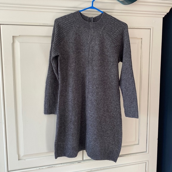 Abercrombie & Fitch Dresses & Skirts - A&F sweater dress
